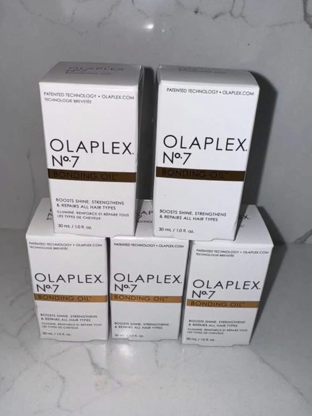 OLAPLEX No.7 Bonding Oil - White Packaging with Gold Stripe